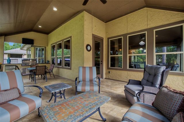127 Mountain Laurel Drive, Montgomery, TX 77316