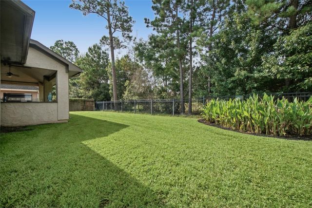 127 Mountain Laurel Drive, Montgomery, TX 77316