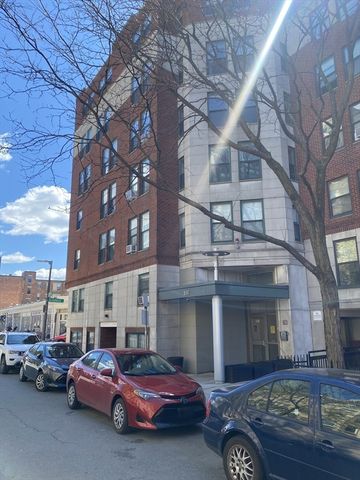 108 Peterborough St. 4F, Boston, MA 02215