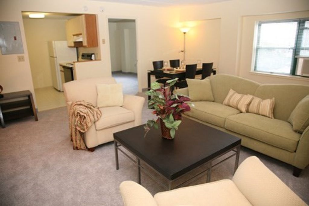 108 Peterborough St. 4F, Boston, MA 02215