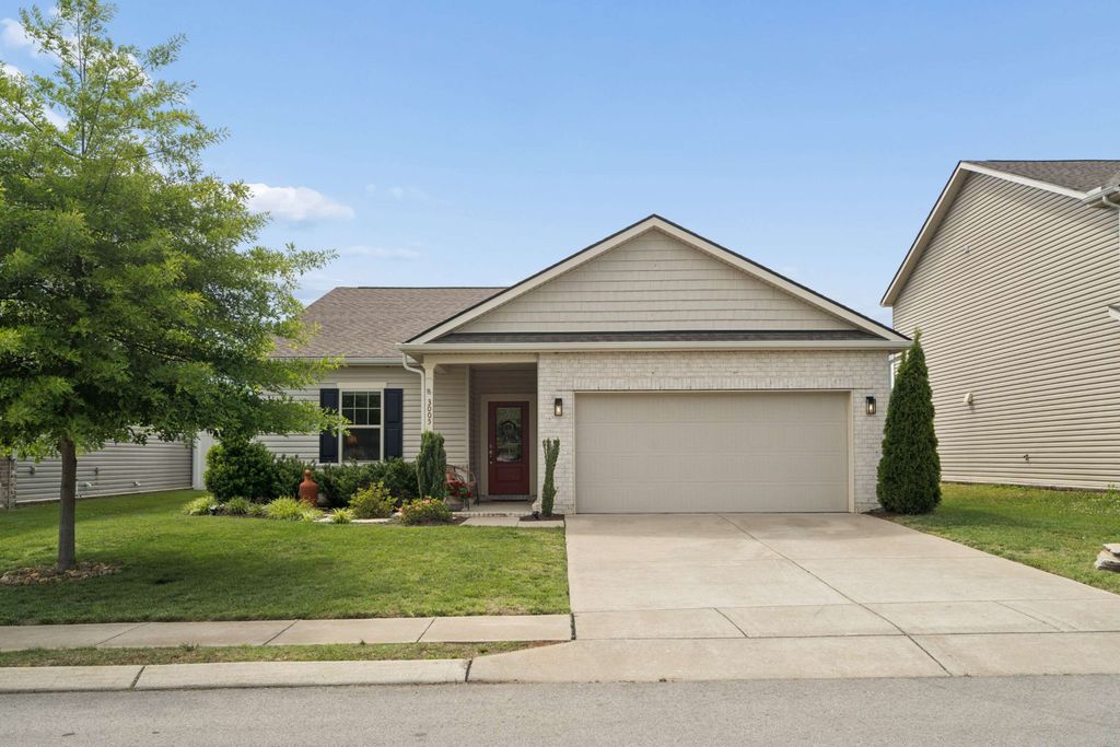 3005 Bishop Ln, Columbia, TN 38401