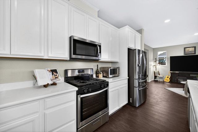 4264 Emerald Gate Ln, Folsom, CA 95630