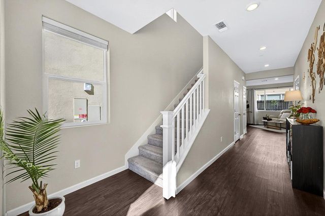 4264 Emerald Gate Ln, Folsom, CA 95630