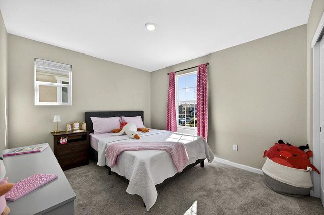 4264 Emerald Gate Ln, Folsom, CA 95630