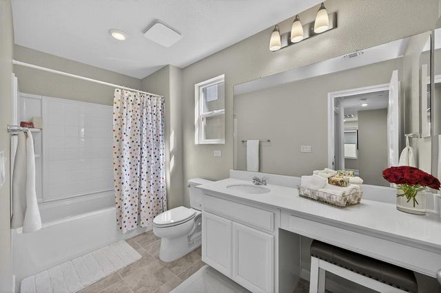 4264 Emerald Gate Ln, Folsom, CA 95630