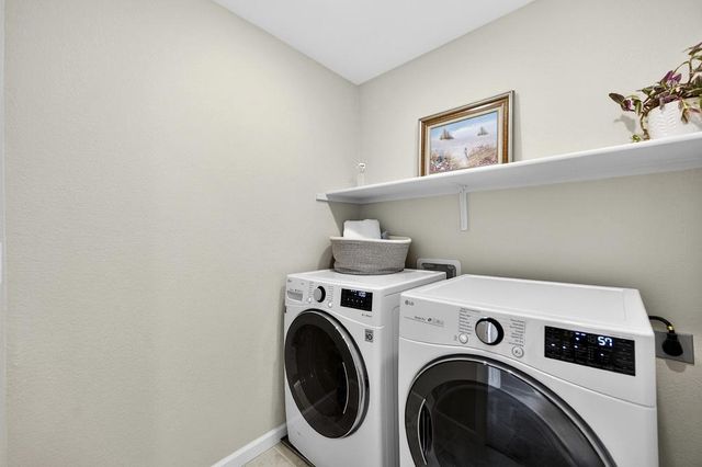 4264 Emerald Gate Ln, Folsom, CA 95630