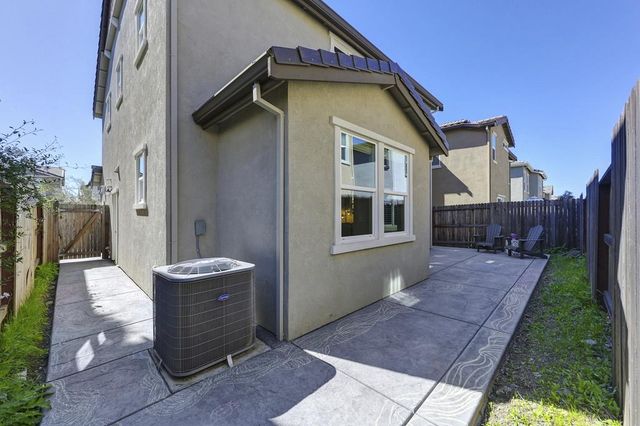 4264 Emerald Gate Ln, Folsom, CA 95630