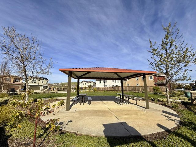 4264 Emerald Gate Ln, Folsom, CA 95630