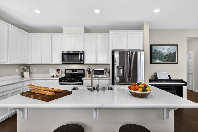 4264 Emerald Gate Ln, Folsom, CA 95630