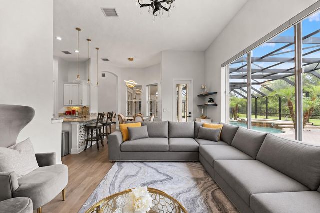 8412 DUNHAM STATION DRIVE, Tampa, FL 33647