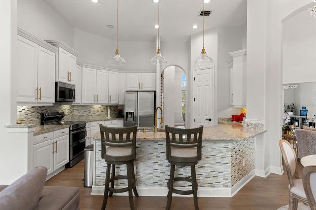 8412 DUNHAM STATION DRIVE, Tampa, FL 33647