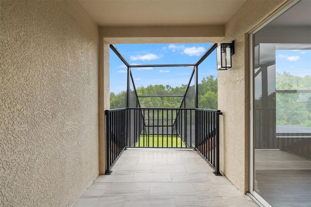 8412 DUNHAM STATION DRIVE, Tampa, FL 33647