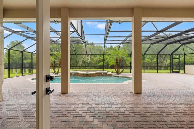8412 DUNHAM STATION DRIVE, Tampa, FL 33647