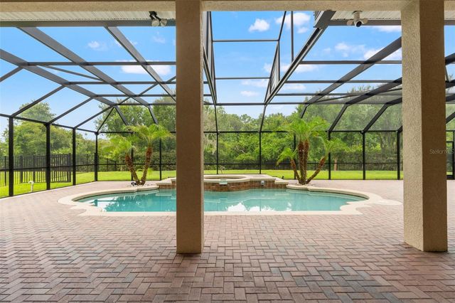 8412 DUNHAM STATION DRIVE, Tampa, FL 33647
