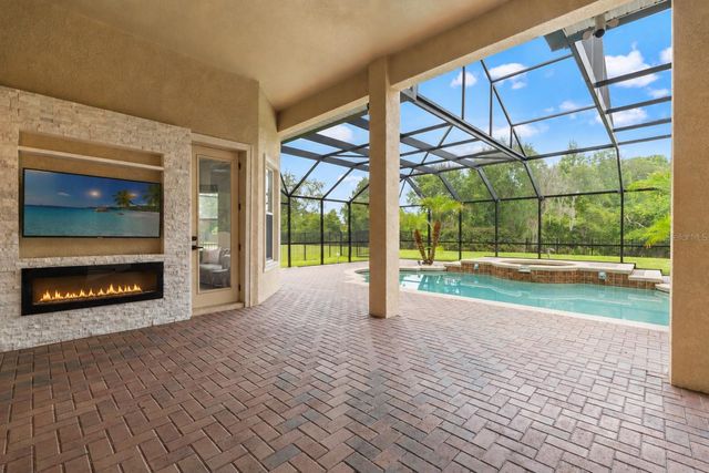 8412 DUNHAM STATION DRIVE, Tampa, FL 33647