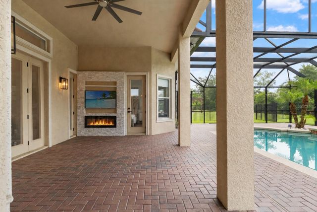 8412 DUNHAM STATION DRIVE, Tampa, FL 33647