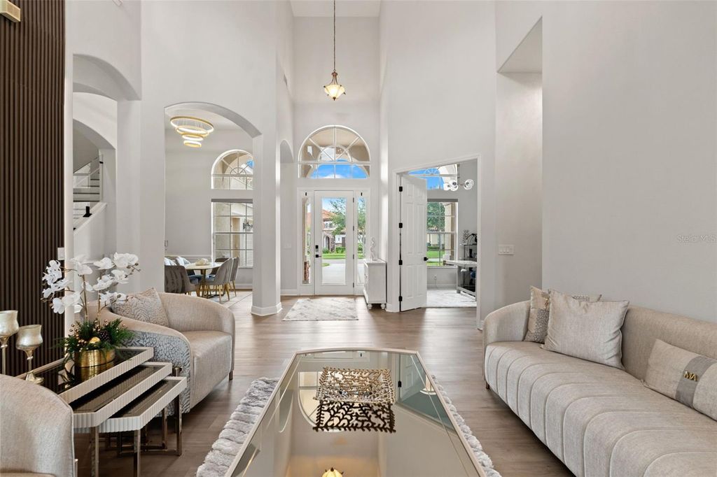 Image 8 of property listing at 8412 DUNHAM STATION DRIVE, Tampa, FL 33647