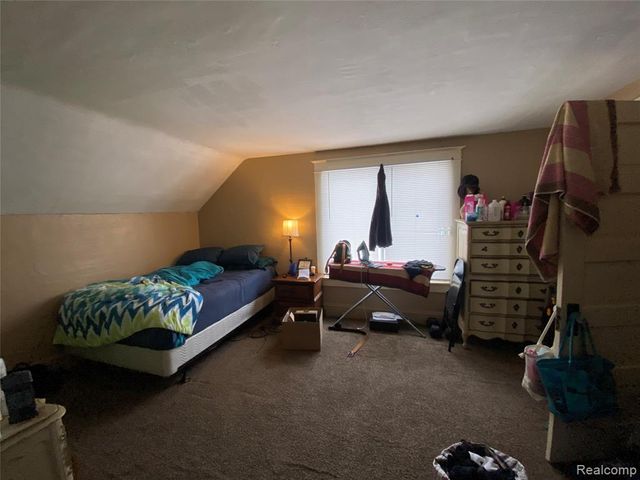 75 Green Street, Pontiac, MI 48341