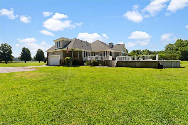21418 Tan RD, Smithfield, VA 23430