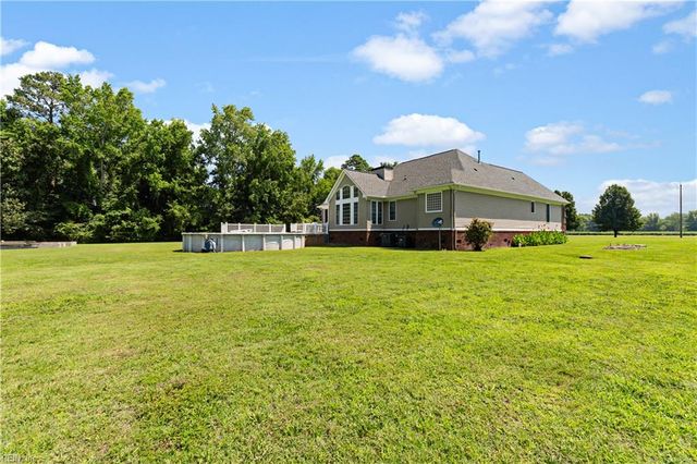 21418 Tan RD, Smithfield, VA 23430