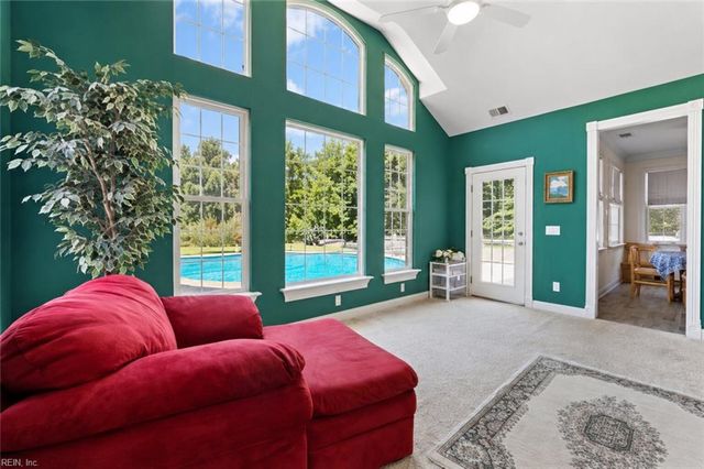 21418 Tan RD, Smithfield, VA 23430