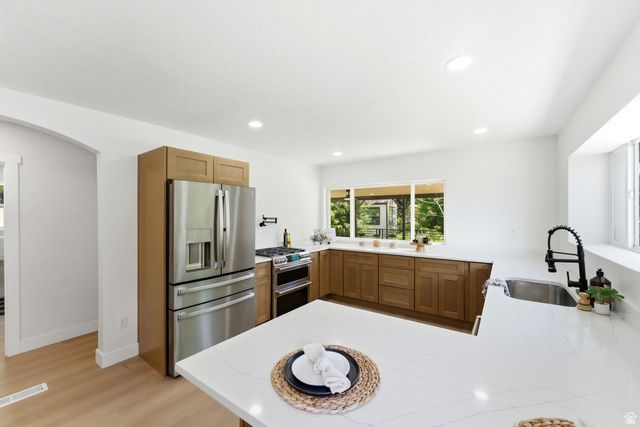 4215 S HOLLADAY BLVD, Holladay, UT 84124
