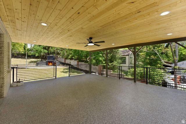 4215 S HOLLADAY BLVD, Holladay, UT 84124