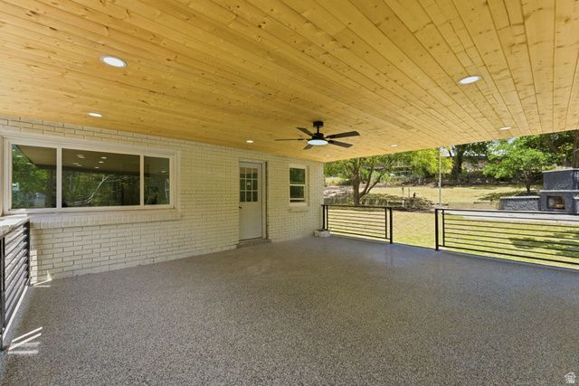 4215 S HOLLADAY BLVD, Holladay, UT 84124