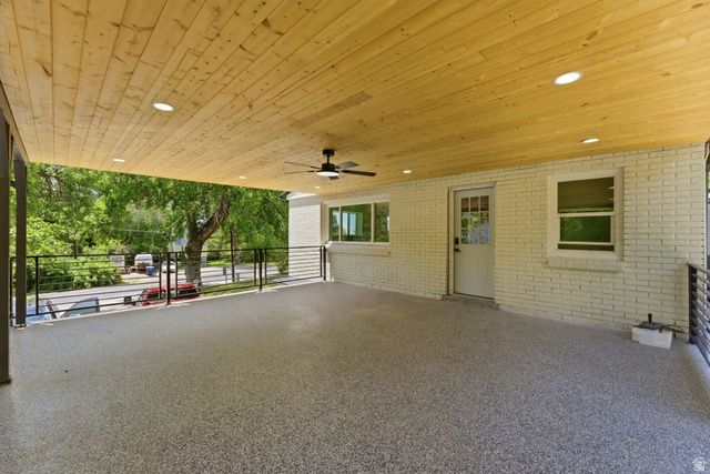 4215 S HOLLADAY BLVD, Holladay, UT 84124