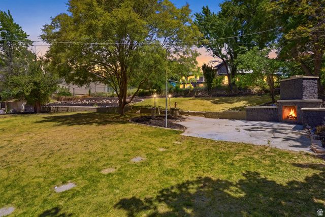 4215 S HOLLADAY BLVD, Holladay, UT 84124