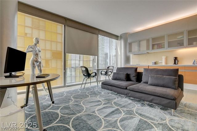 3722 South Las Vegas Boulevard 1010, Las Vegas, NV 89158