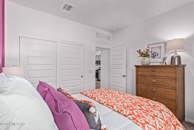 8682 W Prairie Acacia Drive, Marana, AZ 85653