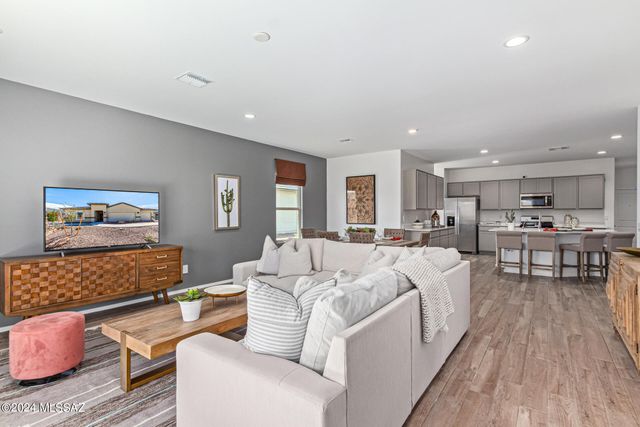 8682 W Prairie Acacia Drive, Marana, AZ 85653