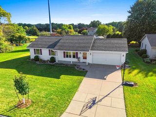 2610 PECAN STREET, Green Bay, WI 54311
