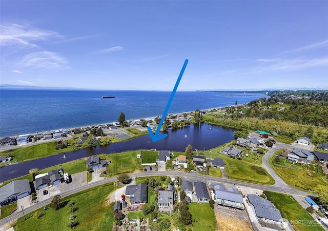 4431 Saltspring Drive, Ferndale, WA 98248