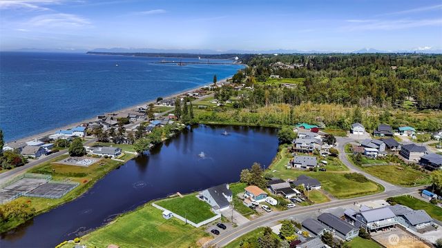 4431 Saltspring Drive, Ferndale, WA 98248