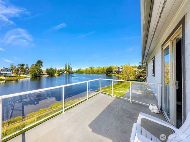 4431 Saltspring Drive, Ferndale, WA 98248