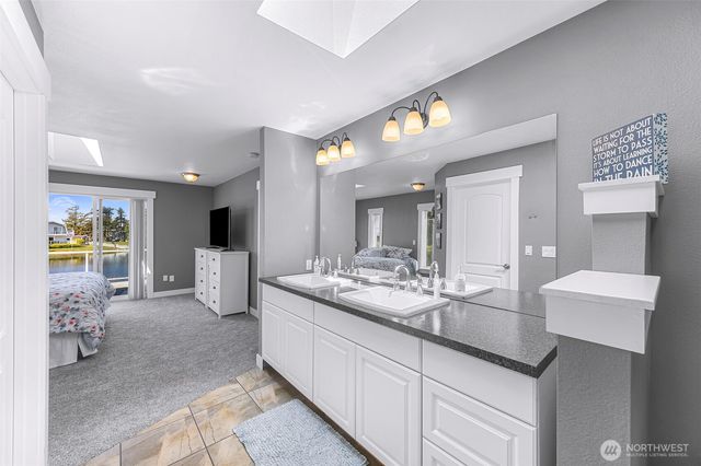 4431 Saltspring Drive, Ferndale, WA 98248