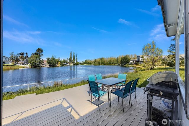 4431 Saltspring Drive, Ferndale, WA 98248