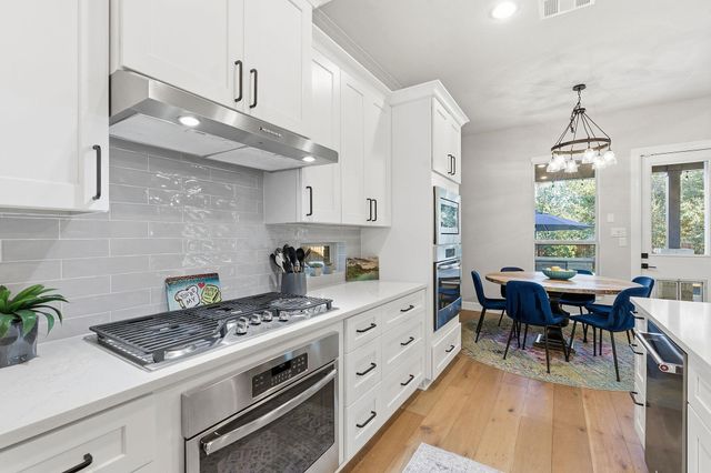 512 Choke Canyon LN, Georgetown, TX 78628