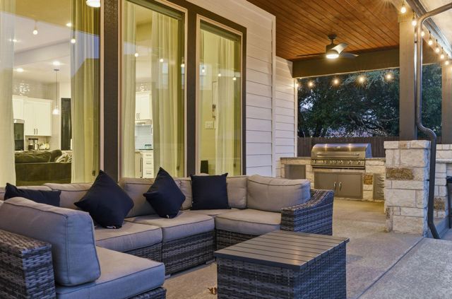 512 Choke Canyon LN, Georgetown, TX 78628