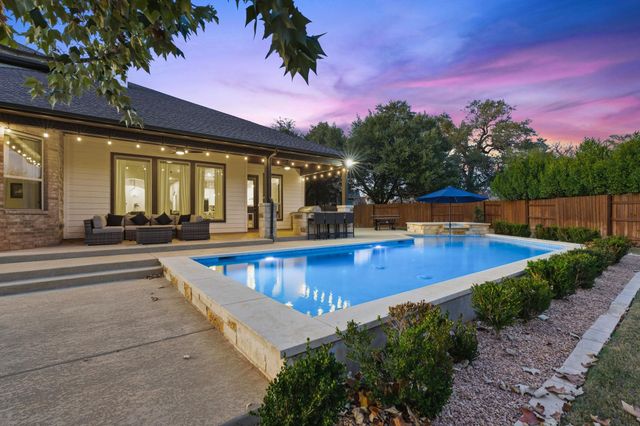 512 Choke Canyon LN, Georgetown, TX 78628