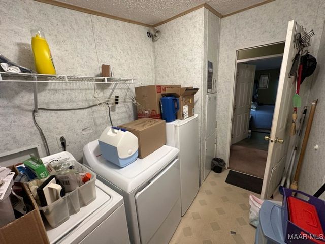 392 County Road 517 ., Valley Grande, AL 36703