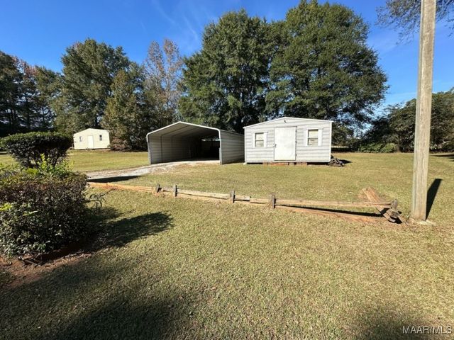 392 County Road 517 ., Valley Grande, AL 36703