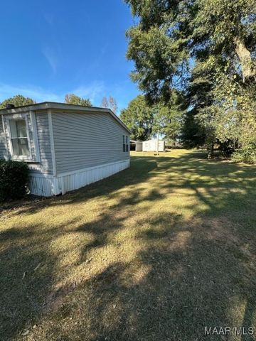 392 County Road 517 ., Valley Grande, AL 36703