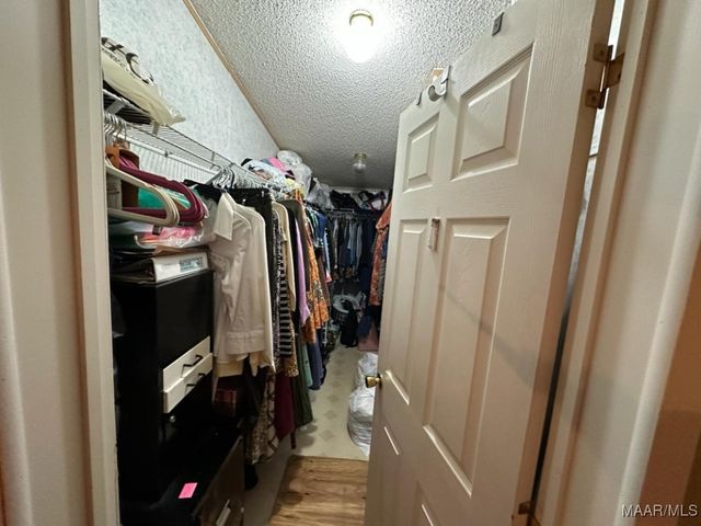 392 County Road 517 ., Valley Grande, AL 36703