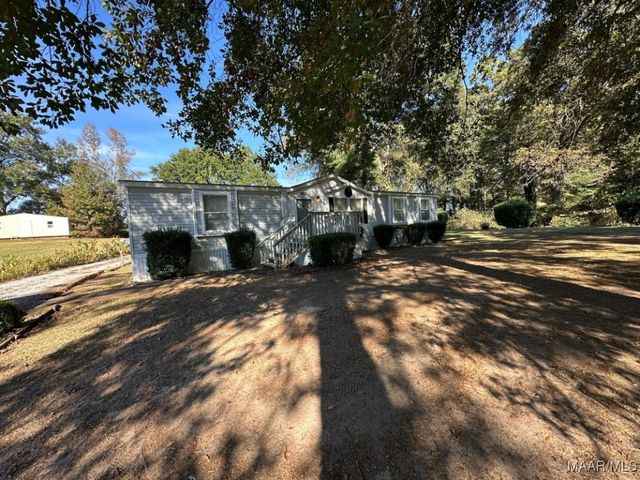 392 County Road 517 ., Valley Grande, AL 36703