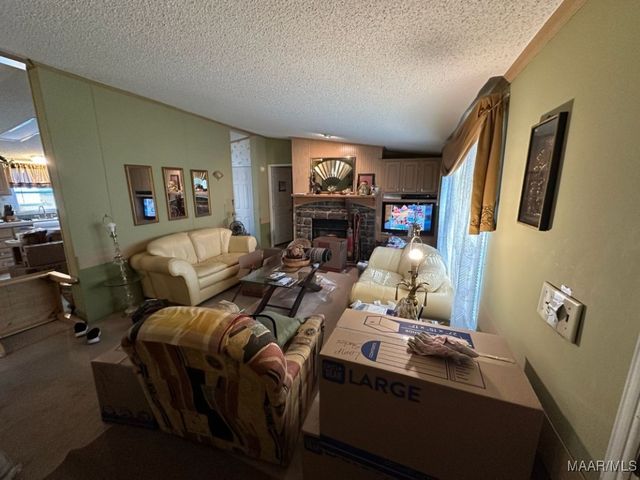 392 County Road 517 ., Valley Grande, AL 36703