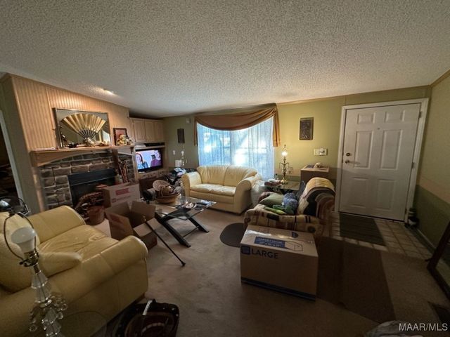 392 County Road 517 ., Valley Grande, AL 36703