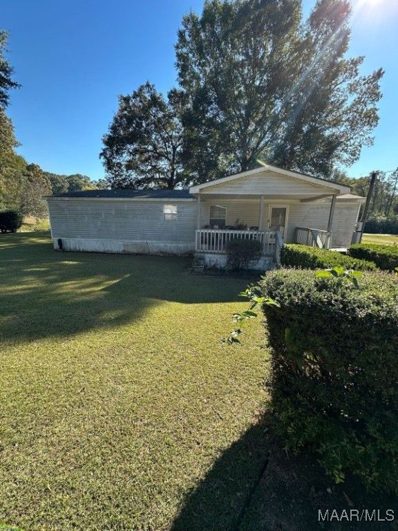 392 County Road 517 ., Valley Grande, AL 36703